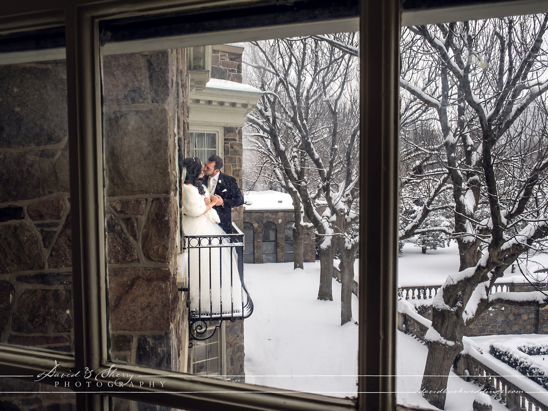 Graydon_Hall_Winter_Wedding_21