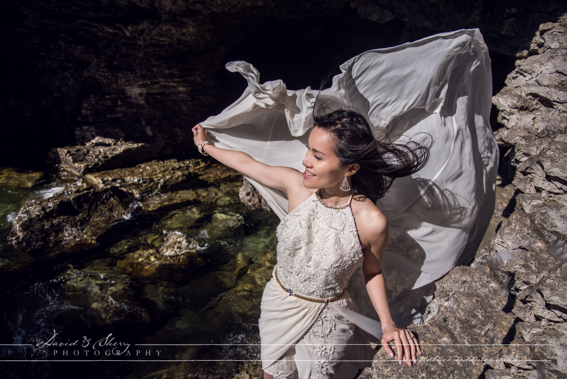 Grotto_Cyprus_Lake_Pre_Wedding_Photos_13